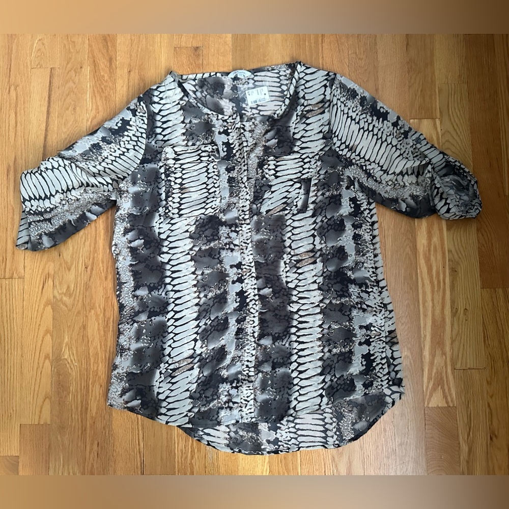 REITMANS CHIFFON-LIKE BLOUSE